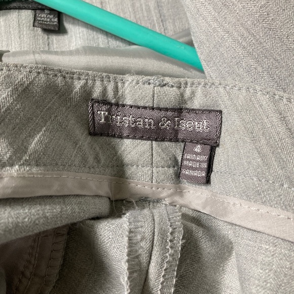 Blazer and dress pants - Picture 4 of 8